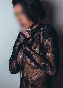 Mature Female Escorts Delhi