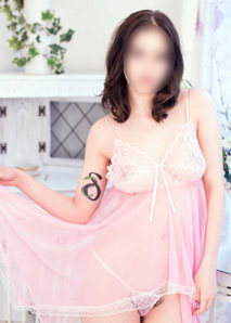 afghani escorts connaught place